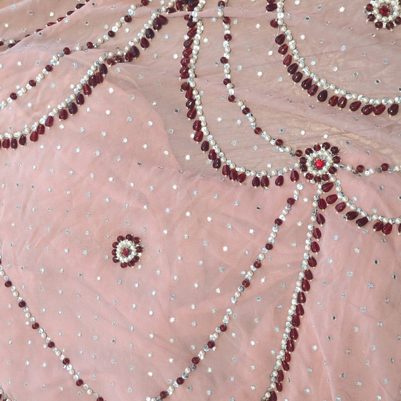 Elegant Pink and Red Beaded Saree - Size M Excellent Condition - Picture 3 of 5